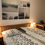 Spacious In The Park Apartment