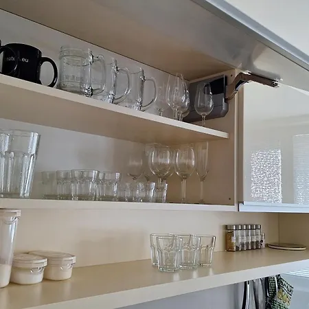 Апартаменты Spacious In The Park