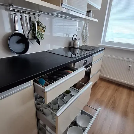 Апартаменты Spacious In The Park