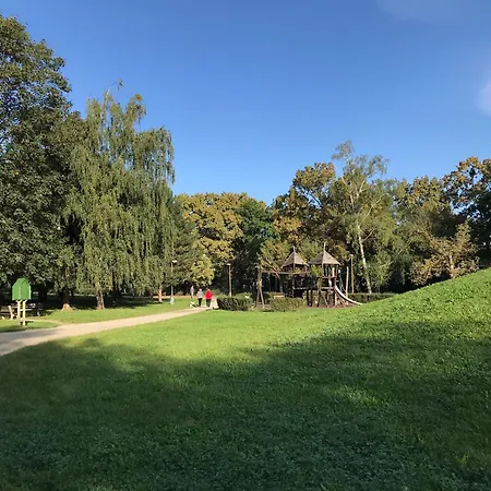 Spacious In The Park *