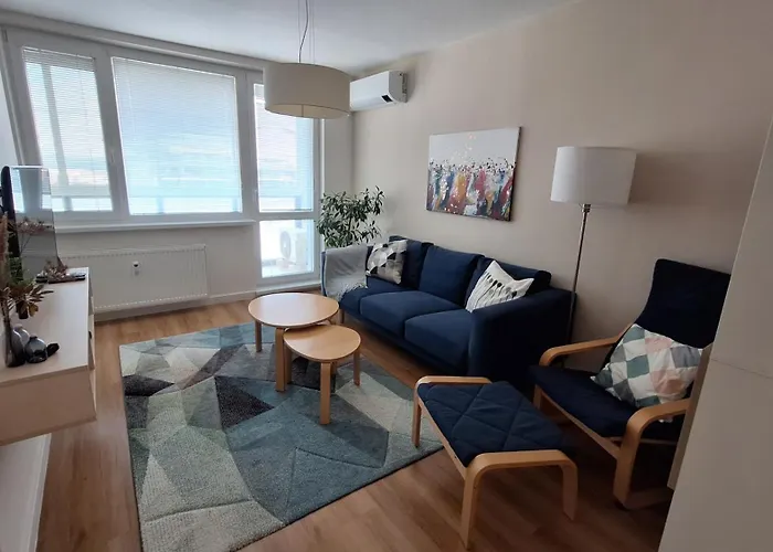 Apartment Spacious In The Park Košice